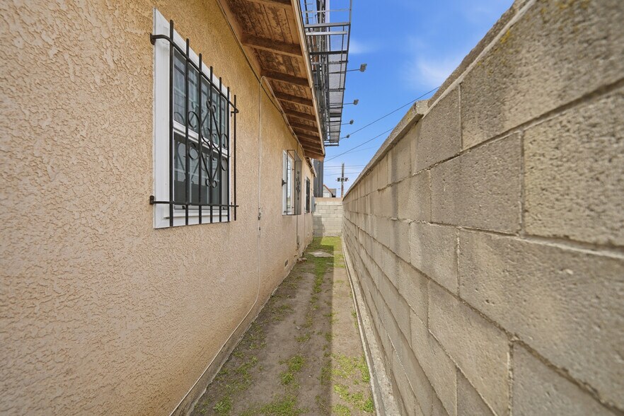 More Photos Of , Los Angeles Unknown For Sale