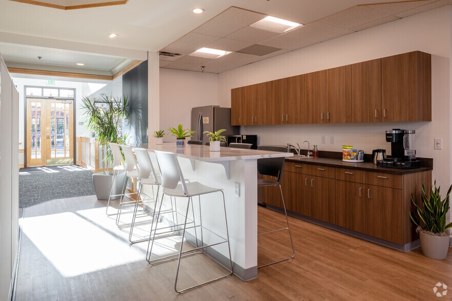 More Photos Of 4450 Arapahoe Ave, Boulder Coworking Space