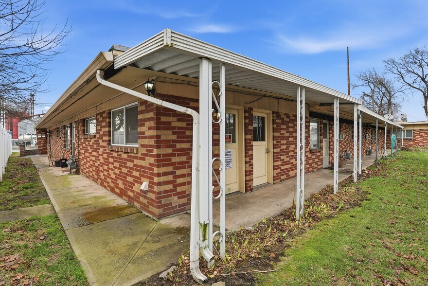 More Photos Of 2012 N Park Rd, Spokane Apartments For Sale