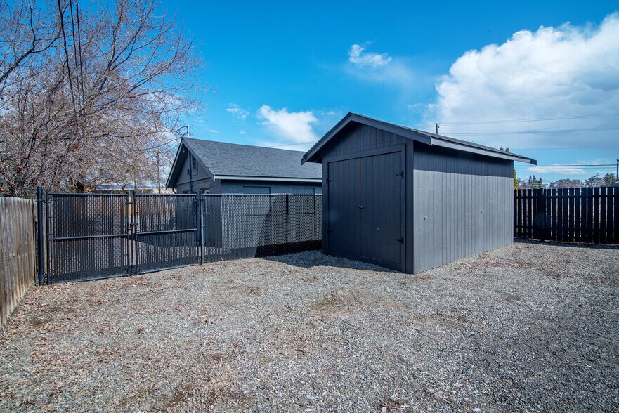 More Photos Of 503 N Railroad Ave, Ellensburg Office Residential For Sale