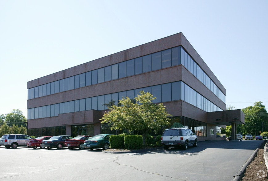 More Photos Of 290 Roberts St, East Hartford Office For Lease