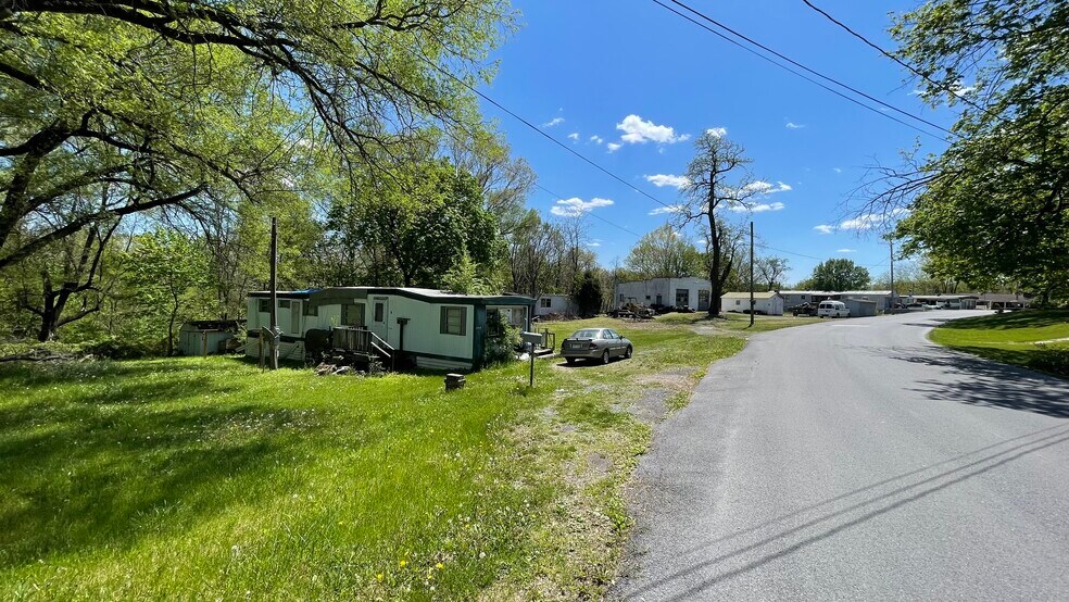 More Photos Of 205 Fairfax St, Martinsburg Land For Sale