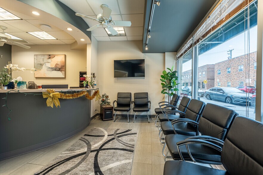 More Photos Of 3302 Grove Ave, Berwyn Medical For Lease