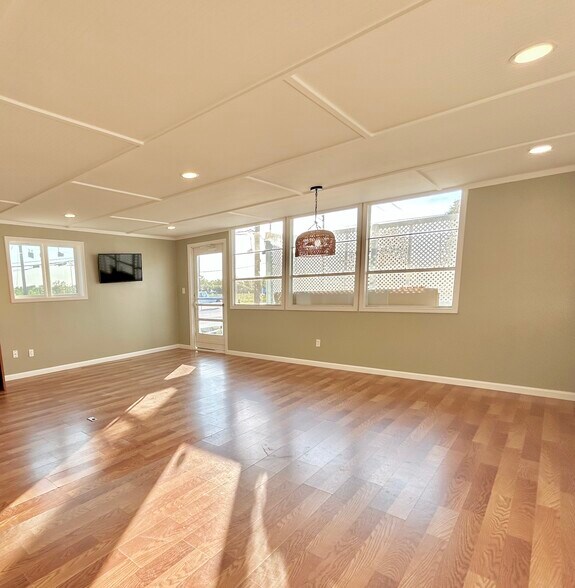 More Photos Of 927 27th St, San Leon Manufactured Housing Mobile Home Park For Sale