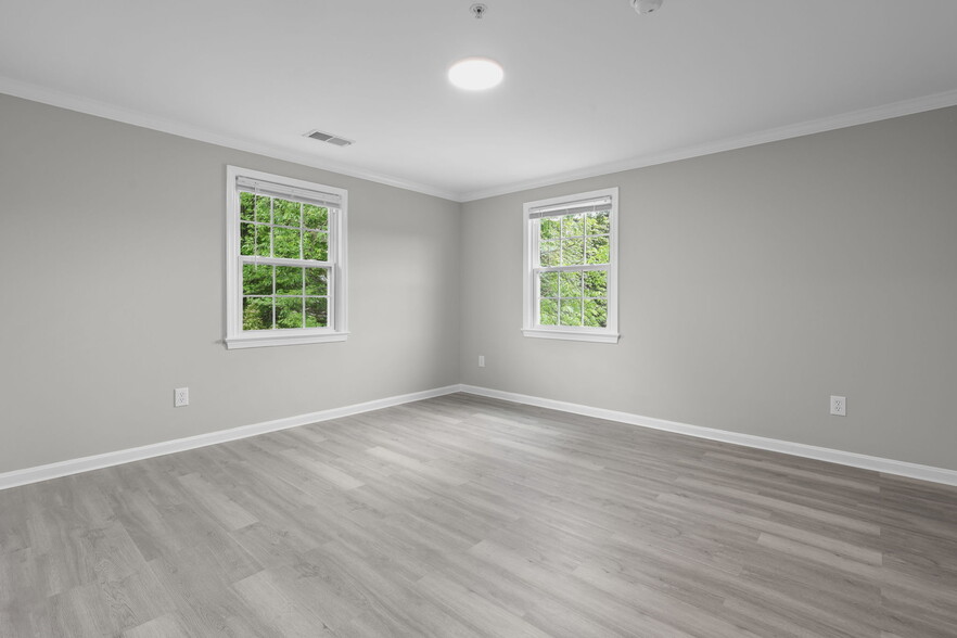 More Photos Of 9725 Lookout Pl, Gaithersburg Healthcare For Sale