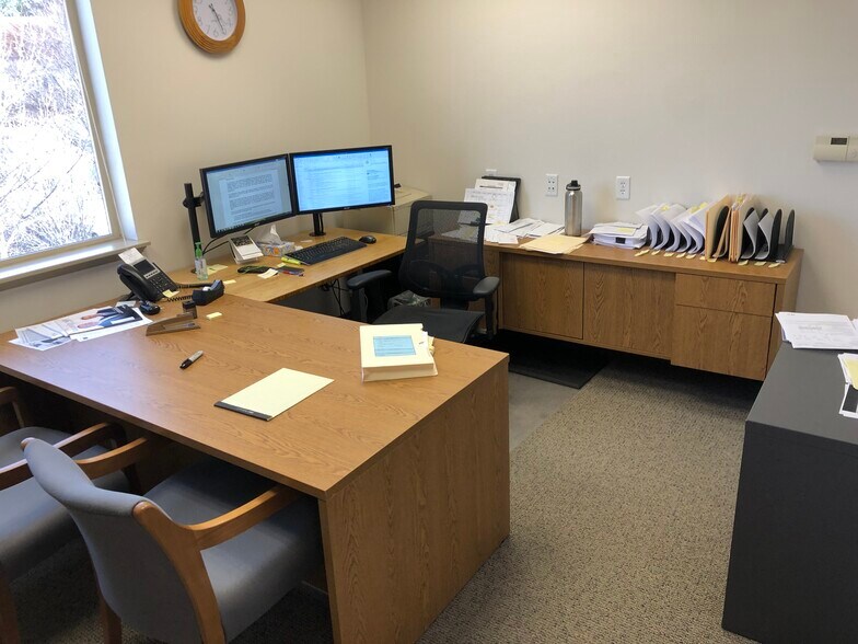 More Photos Of 7396 S Union Park Ave, Midvale Office For Sale