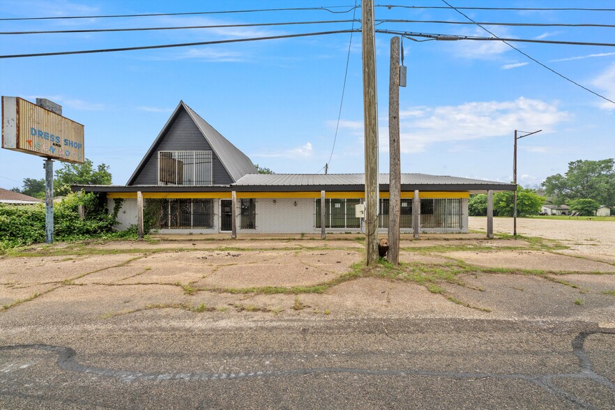 Primary Photo Of 203 N Lacy Dr, Waco Storefront For Lease