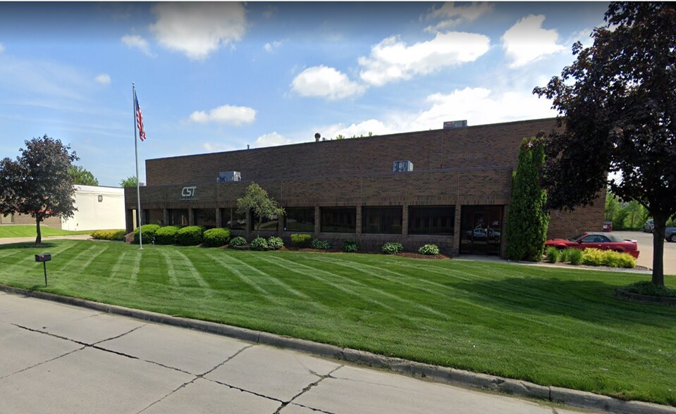 Primary Photo Of 21338 Carlo Dr, Clinton Township Manufacturing For Lease