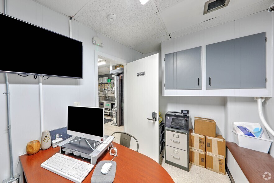 More Photos Of 834-836 Admiral St, Providence Storefront For Sale