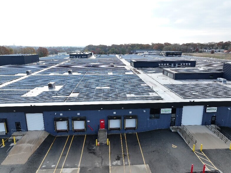 More Photos Of 100 Higginson Ave, Lincoln Distribution For Lease