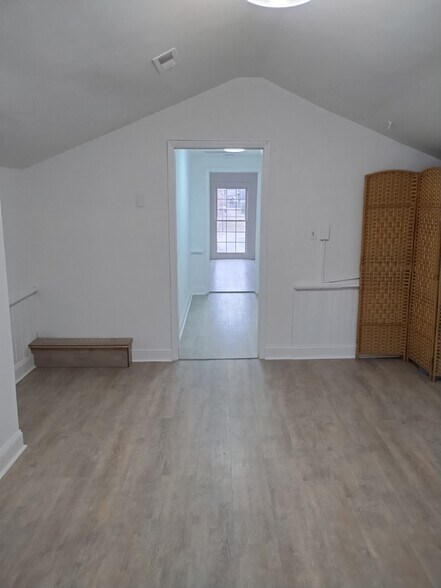 More Photos Of 119 W Main St, Youngsville Freestanding For Lease