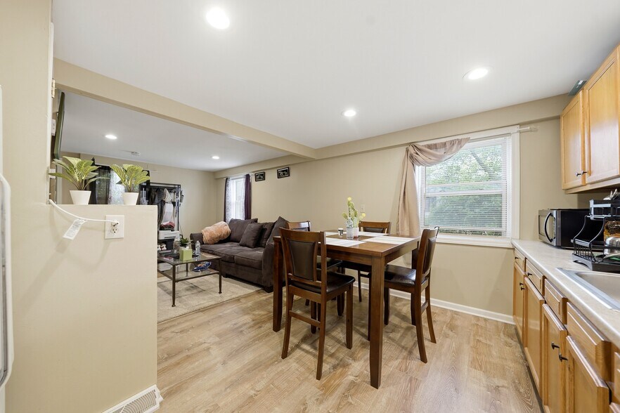 More Photos Of 55 Washington St, Lockport Apartments For Sale