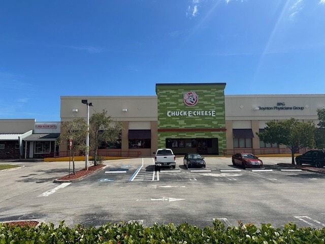 More Photos Of 140-246 Congress Ave, Boynton Beach Freestanding For Lease