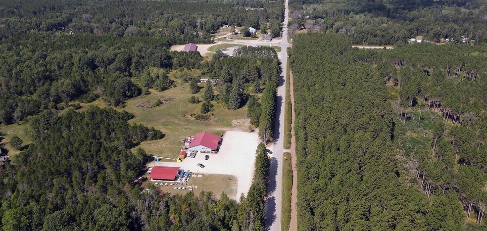 More Photos Of N7625 Parkway Rd, Crivitz Restaurant For Sale