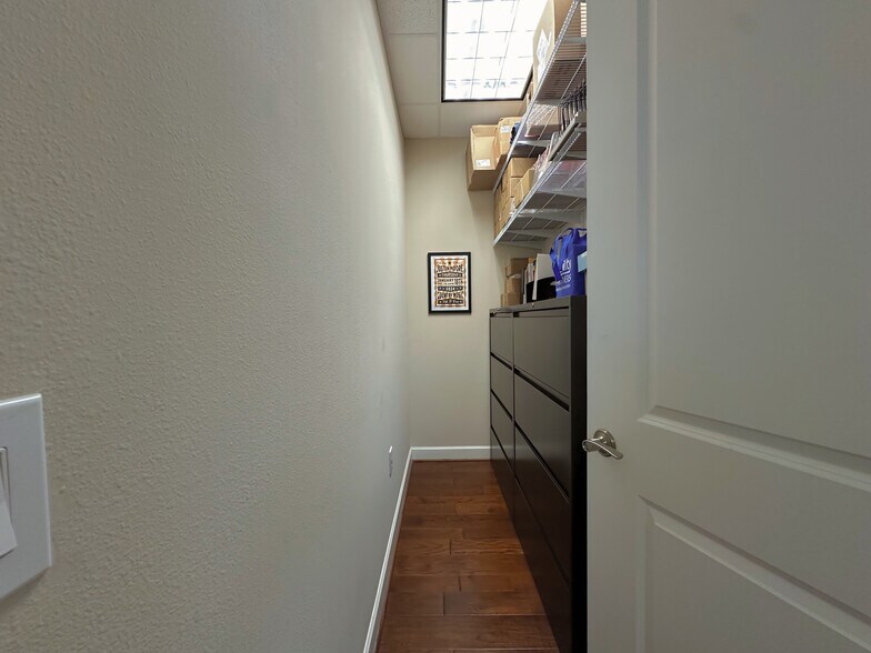 More Photos Of 20008 Champion Forest Dr, Spring Office For Sale