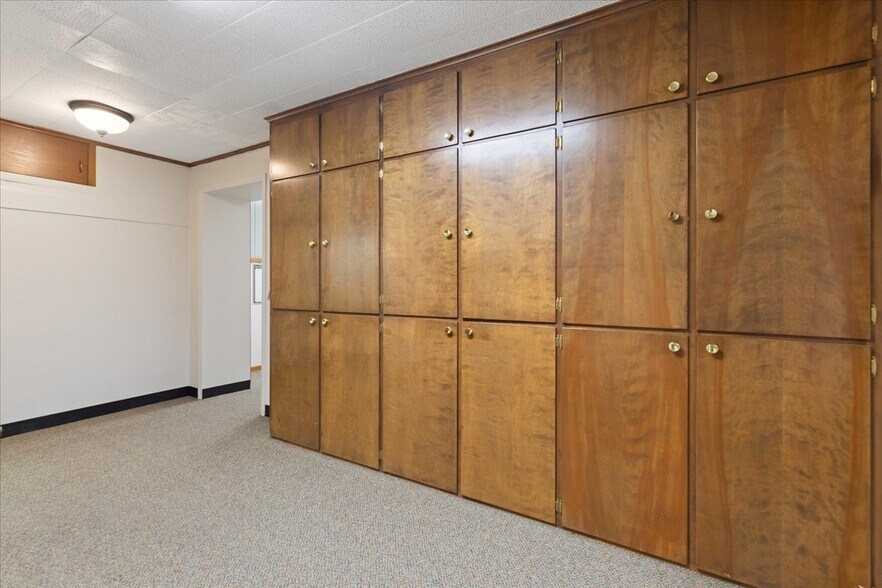 More Photos Of 127 Pearl St, Council Bluffs Office For Lease