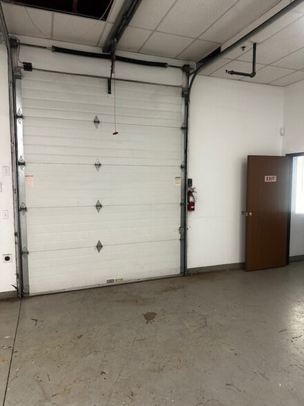 More Photos Of 7505 E Harvard Ave, Denver Flex For Sale