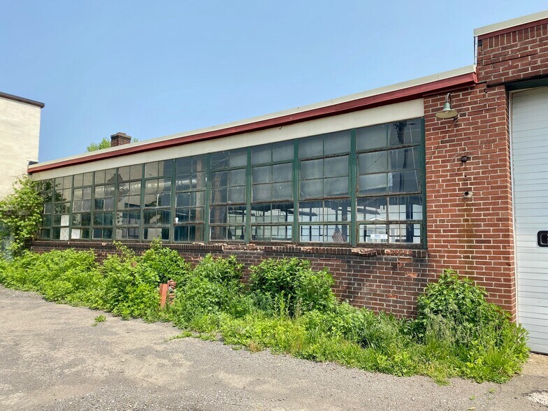 More Photos Of 8698 S Main St, Eden Manufacturing For Sale