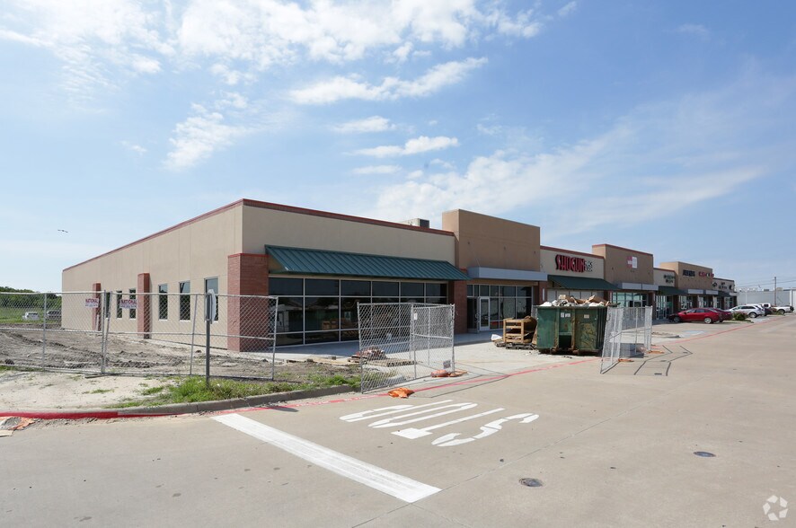 More Photos Of 7215 I-30, Greenville Freestanding For Lease