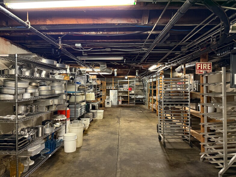 More Photos Of 21 E Main St, Walla Walla General Retail For Lease