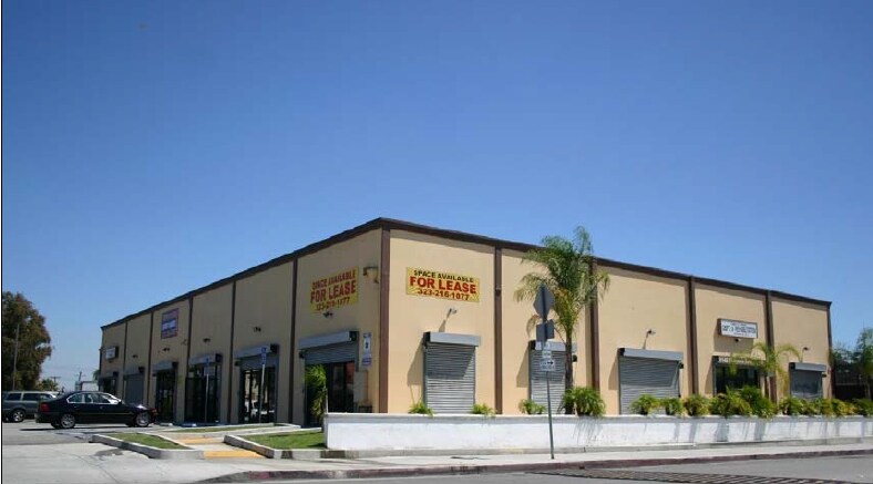 More Photos Of 5140 E Florence Ave, Bell Freestanding For Lease