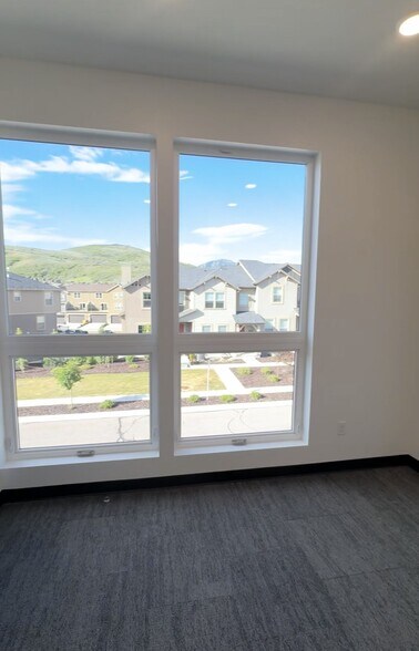 Primary Photo Of 1082 W Wasatch Spring Rd, Kamas Coworking Space