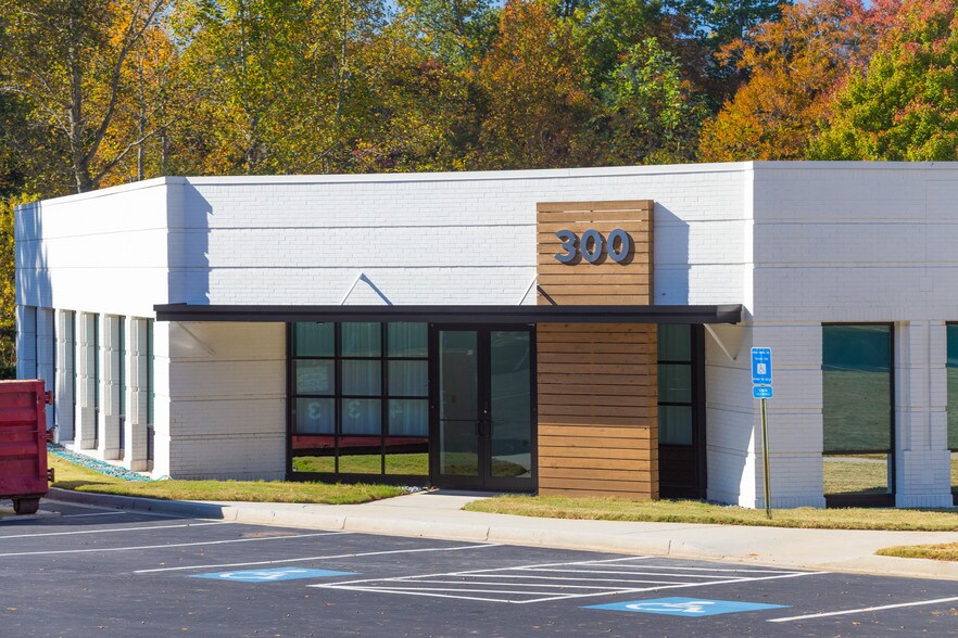 More Photos Of 35 Technology Pky S, Peachtree Corners Office For Lease