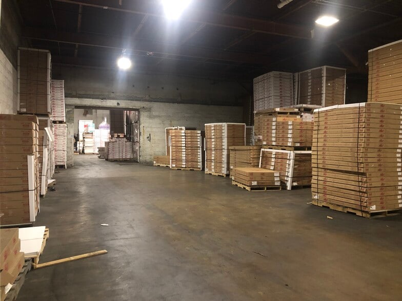 More Photos Of 263-275 Park Ave, East Hartford Warehouse For Lease
