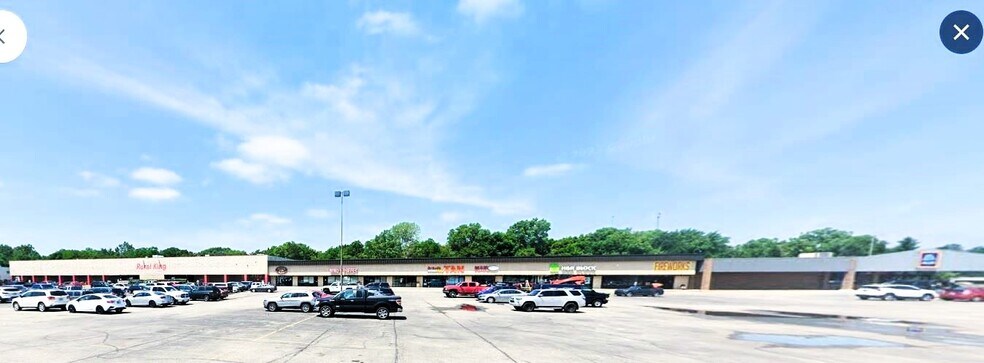 More Photos Of 113-125 S Memorial Dr, New Castle Unknown For Lease