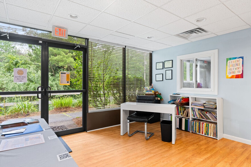 More Photos Of 1 Beverly Dr, Sterling Storefront For Sale