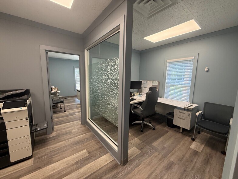 More Photos Of 8525 Dunwoody Pl, Atlanta Office For Sale