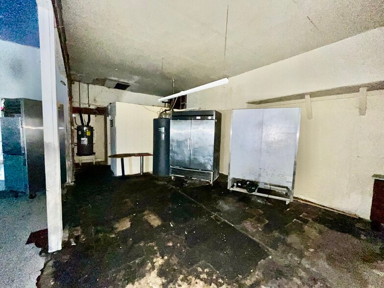 More Photos Of 1524-1526 Solano Ave, Vallejo Storefront For Sale