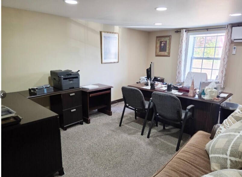 More Photos Of 201 Portion Rd, Ronkonkoma Loft Creative Space For Lease