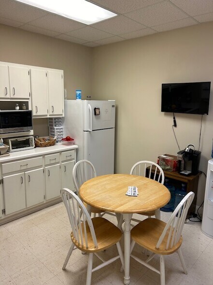 More Photos Of 403 Hillcrest Dr, Easley Medical For Sale