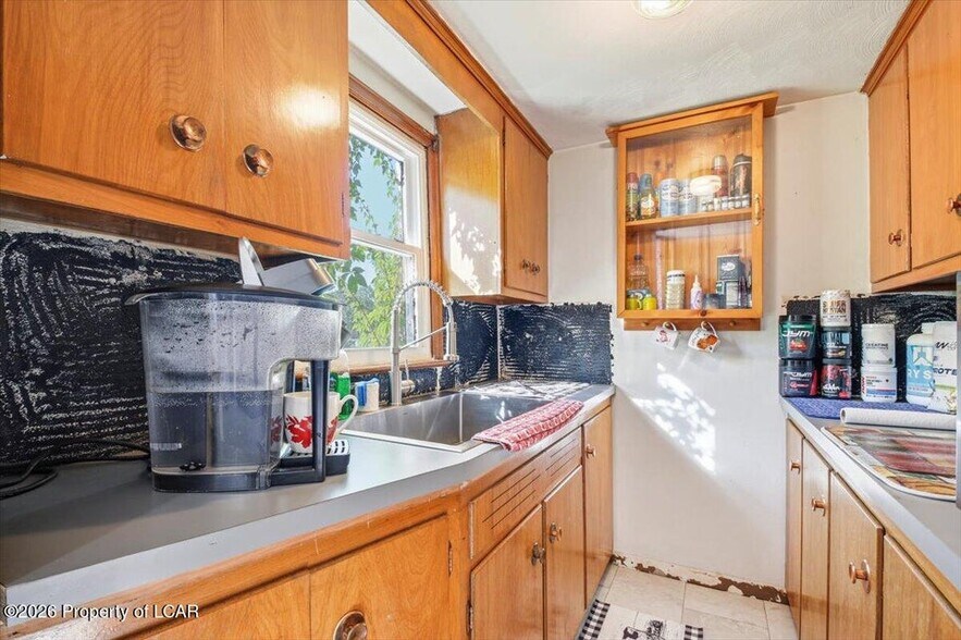 More Photos Of 700 Luzerne Ave, West Pittston Restaurant For Sale