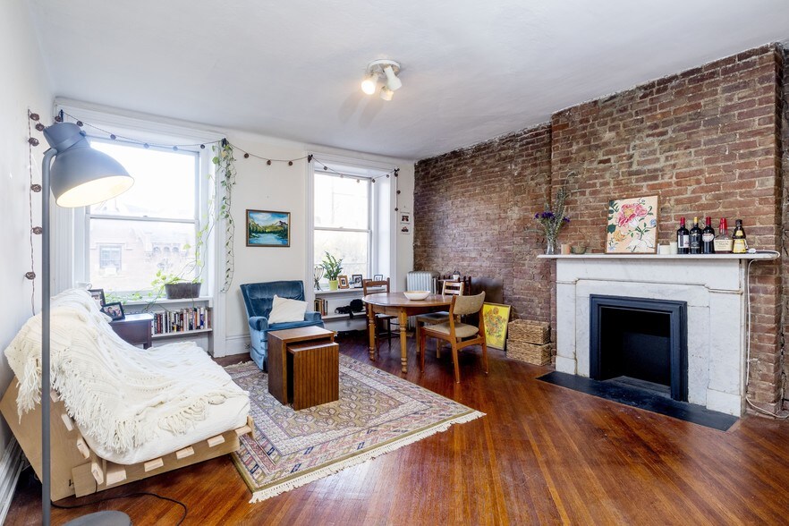More Photos Of 152 Montague St, Brooklyn Apartments For Sale