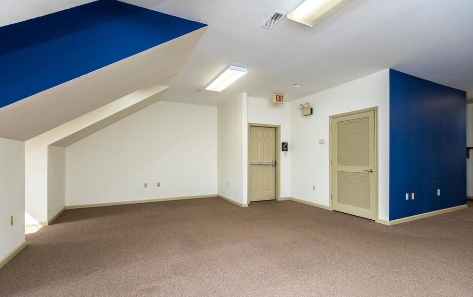 More Photos Of 3900 Mechanicsville Rd, Doylestown Loft Creative Space For Sale