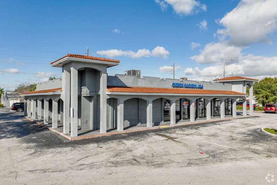 Primary Photo Of 5906-5972 Pembroke Rd, Hollywood Unknown For Lease
