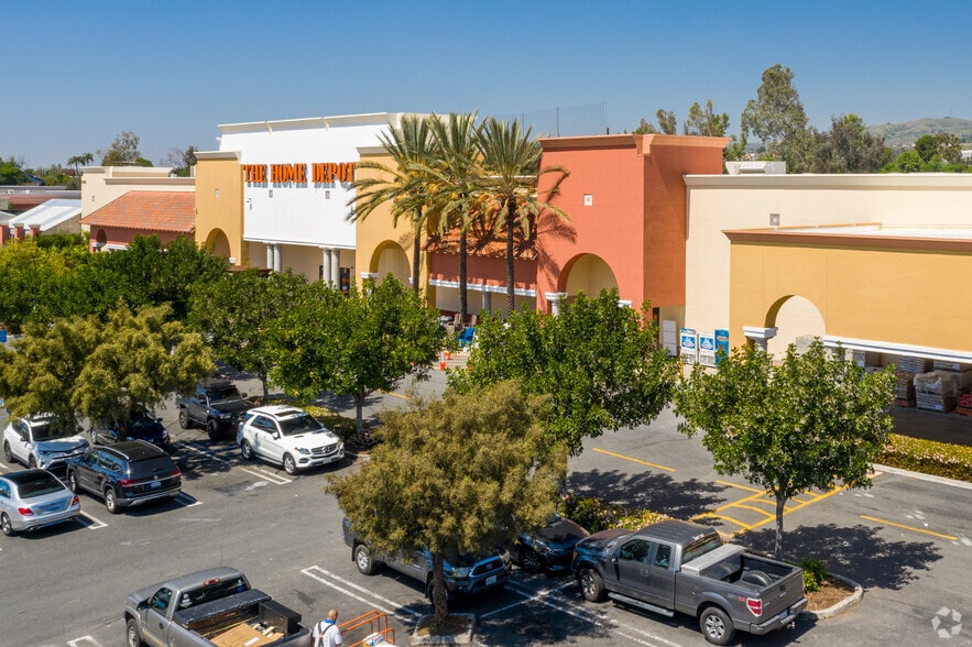 More Photos Of 2315-2595 E Imperial Hwy, Brea Unknown For Lease