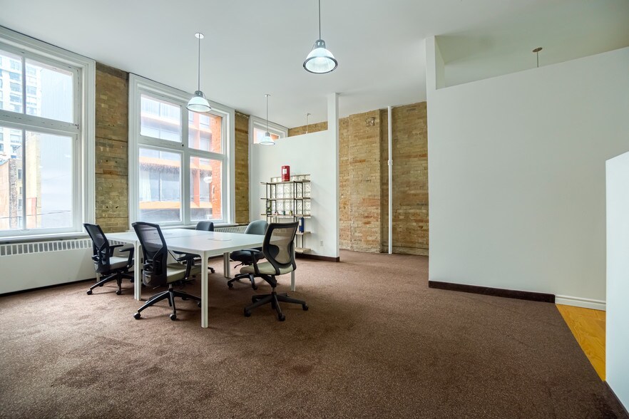 More Photos Of 45-55 Colborne St, Toronto Office For Lease
