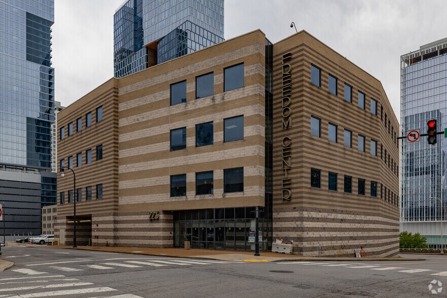 More Photos Of 223 Rosa L Parks Blvd, Nashville Office For Lease