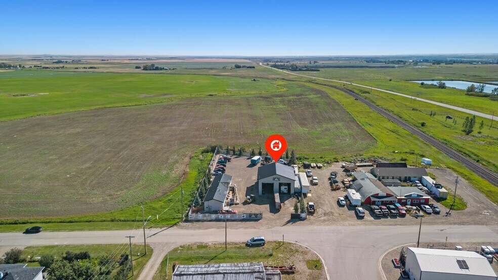 More Photos Of 81 Barstow St, Carseland Auto Repair For Sale