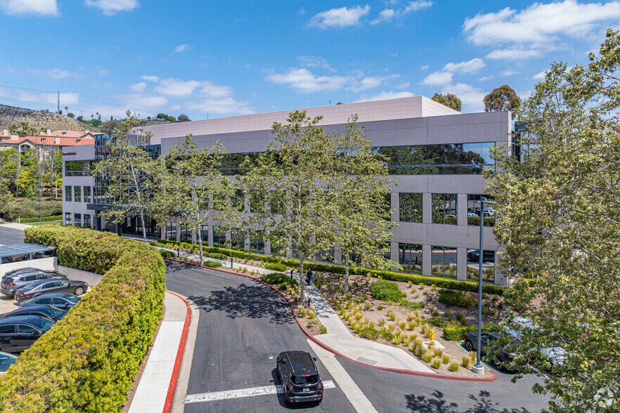 More Photos Of 2385 Northside Dr, San Diego Office For Lease