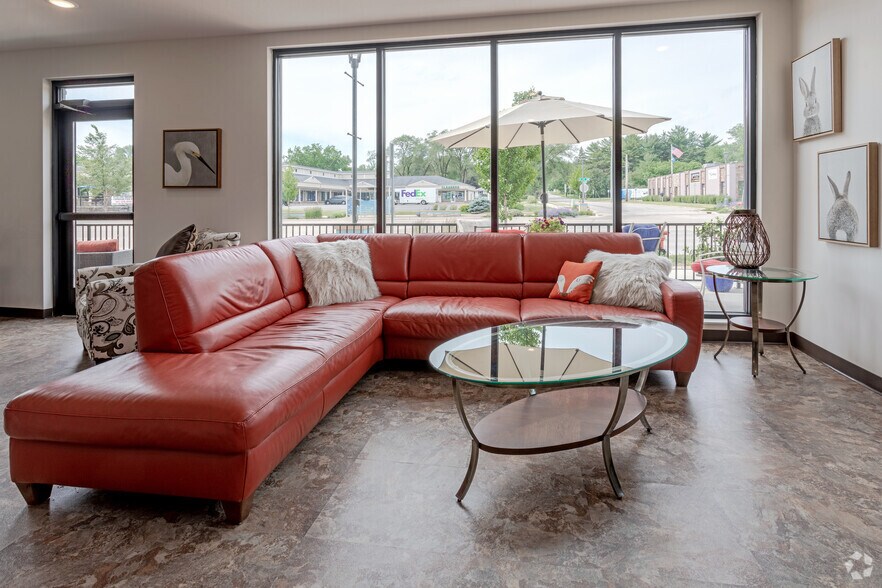 More Photos Of 1935 2nd St SW, Rochester Apartments For Sale