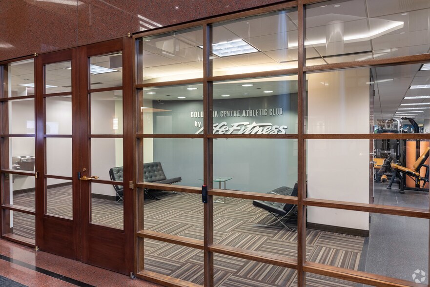 More Photos Of 9525 W Bryn Mawr Ave, Rosemont Office For Lease