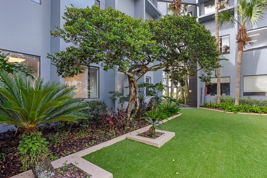 More Photos Of 7825 Baymeadows Way, Jacksonville Office For Sale
