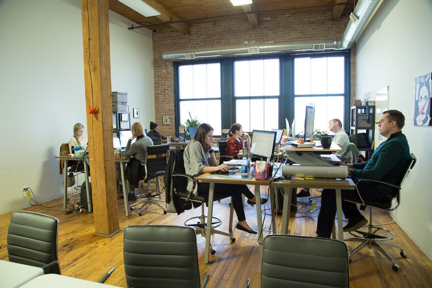 More Photos Of 2950 W Chicago Ave, Chicago Loft Creative Space For Lease