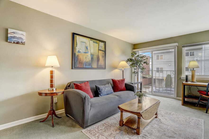 More Photos Of 403 E Thomas St, Seattle Multifamily For Sale