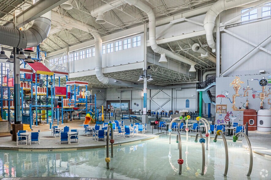 More Photos Of 350 Bell St, Dubuque Hotel For Sale