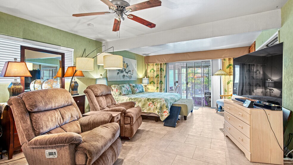 More Photos Of 1403 Rowena Way, Sacramento Specialty For Sale